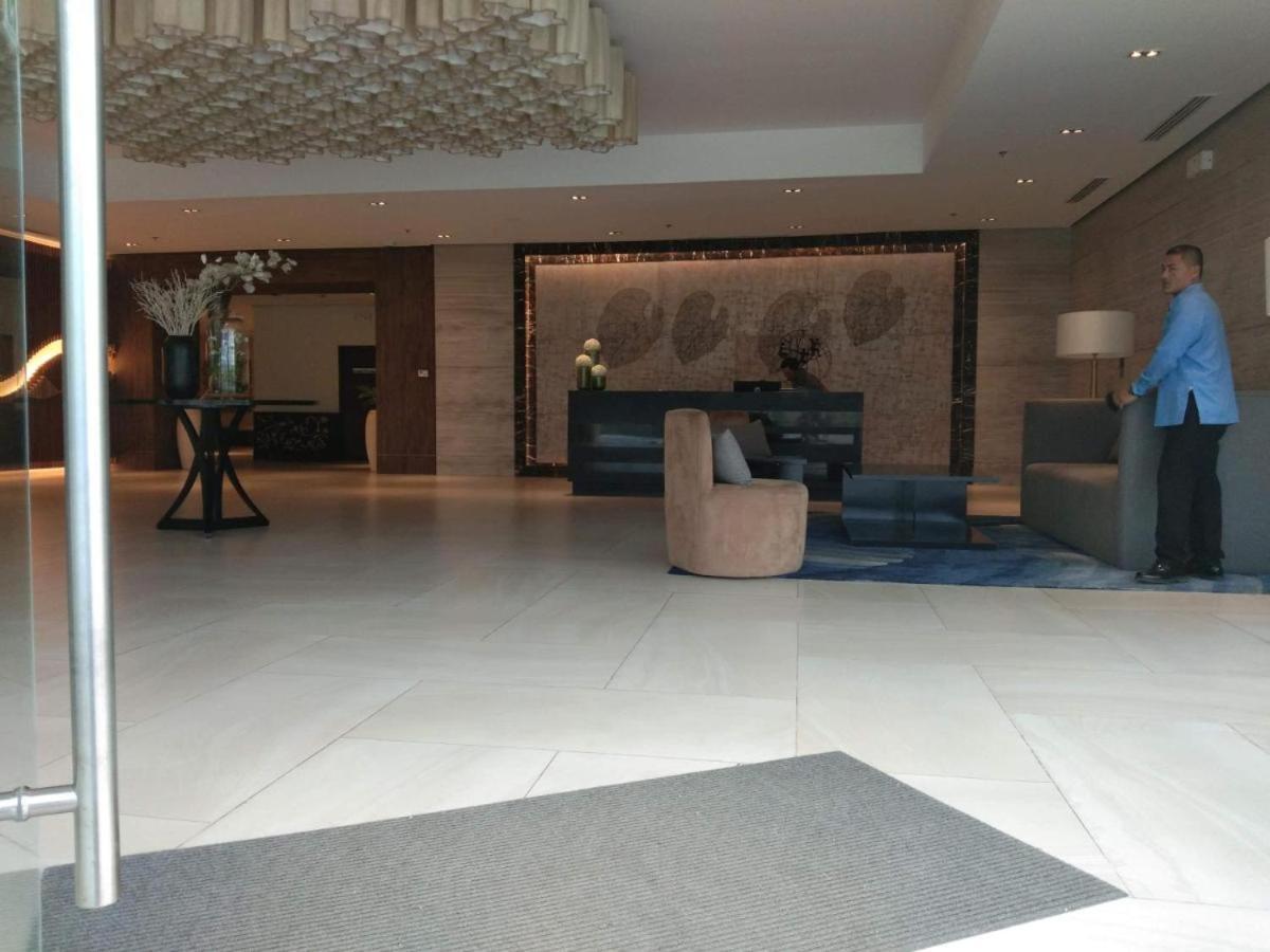 Mactan Newtown Condo With Pool Access Lapu-Lapu City Exterior photo