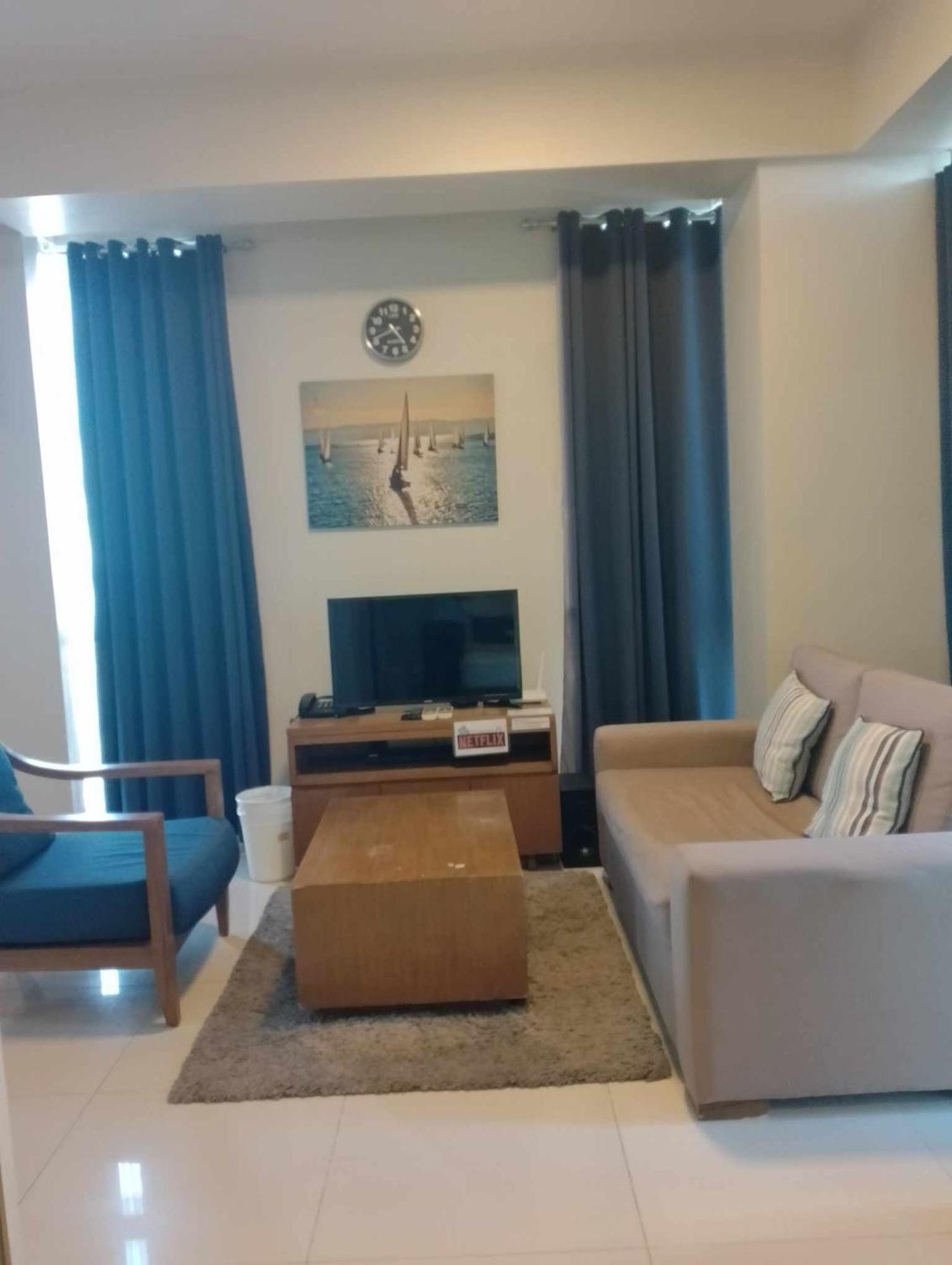 Mactan Newtown Condo With Pool Access Lapu-Lapu City Exterior photo