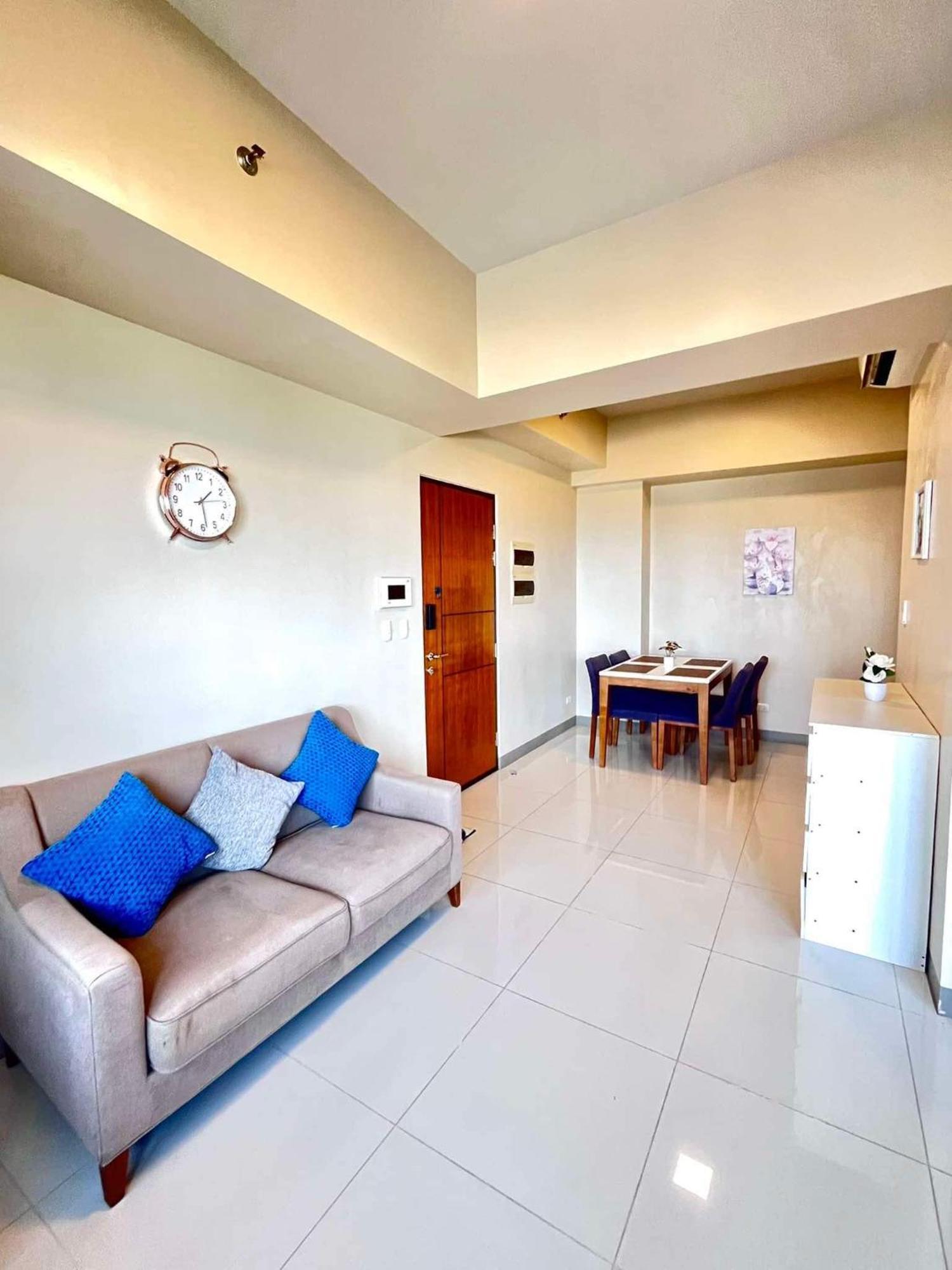 Mactan Newtown Condo With Pool Access Lapu-Lapu City Exterior photo